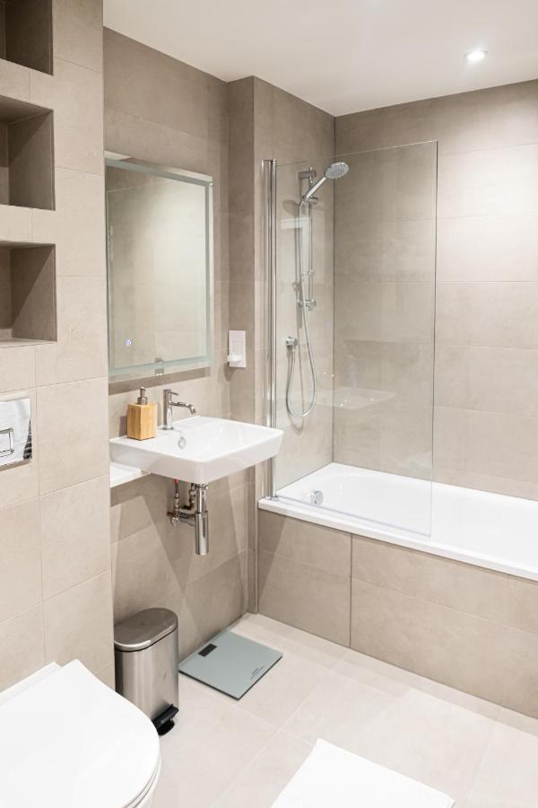 Amazing New Spacious Apartment In Se1 London Eksteriør bilde